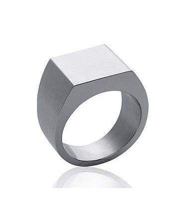 Grosse chevalière carrée en acier miroir 