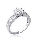 Bague argent zirconium rehaussée d'un solitaire