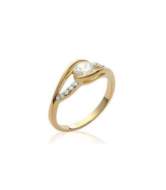 Bague plaqué or monture un solitaire 